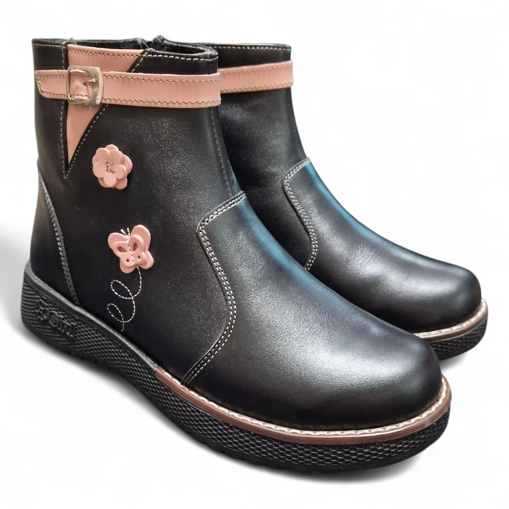 Black Leather Ankle Boots Pink Floral Accents Size 4 (Big Girl) - Picture 2 of 11